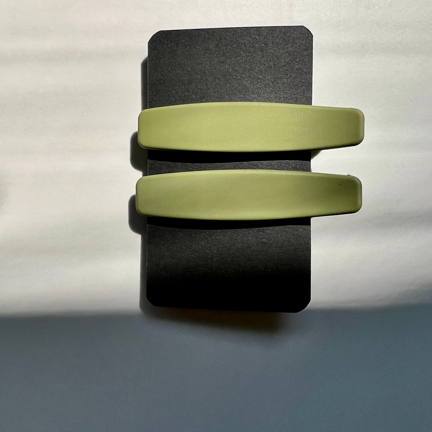 Solid Hair Clips (2 pc)